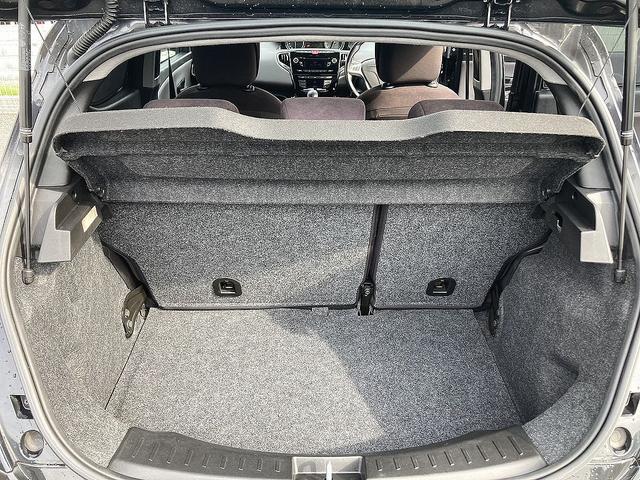 クライスラー・イプシロン ゴールド　走行４９０００ｋｍ・ミラー型前後ドライブレコーダー・カロッツェリアナビ・ＥＴＣ（22枚目）