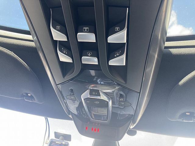 DS5 ホワイトメロディ 60台限定特別仕様車・ガラスルーフ・白×黒レザーシート・ETC・バックカメラ・プッシュスタート・純正19インチAW(13枚目)