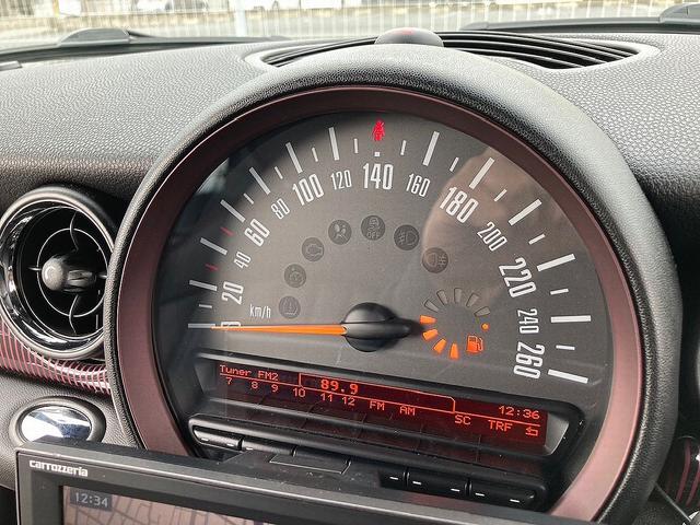 MINI クーパーS クラブマン ハンプトン 50周年特別仕様車・HIDヘッド・純正17インチAW・社外ナビ・バックカメラ・ETC・コーナーセンサー・レザーシート(16枚目)