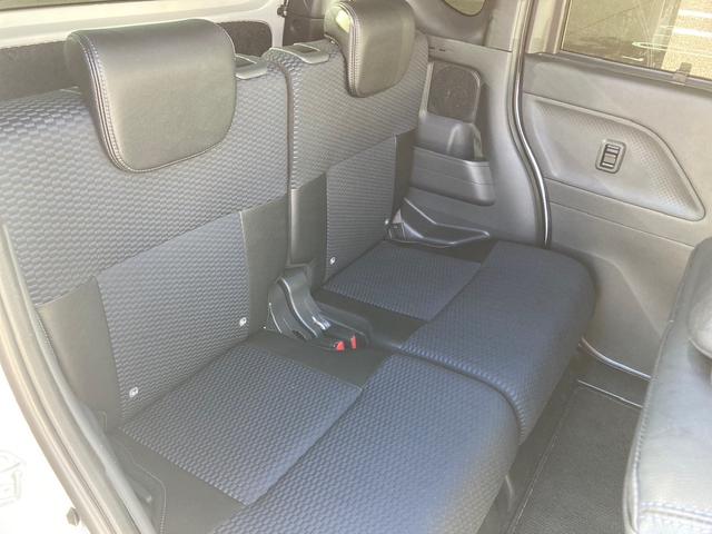 タント カスタムＲＳ　両側パワースライドドア・バックカメラ・アラウンドビューモニター・ハーフレザーシート・アイドリングストップ・プッシュスタート・ブラックルーフ（19枚目）