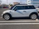 MINI 50 カムデン 50周年特別仕様車・社外ナビ・ETC・HIDヘッド・プッシュスタート・ハーフレザーシート・ハーマンカードン・17インチAW 中古車画像_4