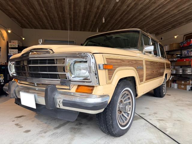 ジープ・グランドワゴニア 　１９９０ｙモデル　エンジンＯＨ済　コラム３速ＡＴ　パートタイム４ＷＤ（16枚目）