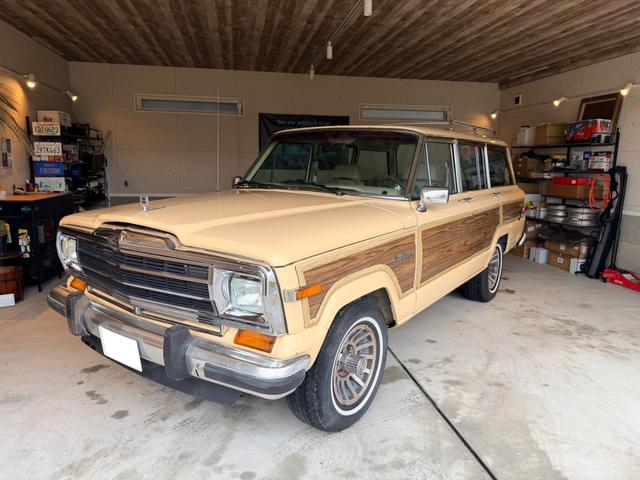 ジープ・グランドワゴニア 　１９９０ｙモデル　エンジンＯＨ済　コラム３速ＡＴ　パートタイム４ＷＤ（21枚目）