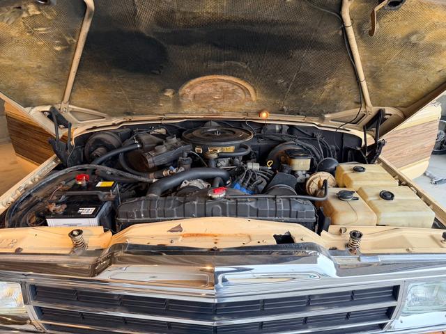 ジープ・グランドワゴニア 　１９９０ｙモデル　エンジンＯＨ済　コラム３速ＡＴ　パートタイム４ＷＤ（30枚目）