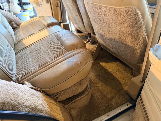 ジープ・グランドワゴニア 　１９９０ｙモデル　エンジンＯＨ済　コラム３速ＡＴ　パートタイム４ＷＤ（46枚目）