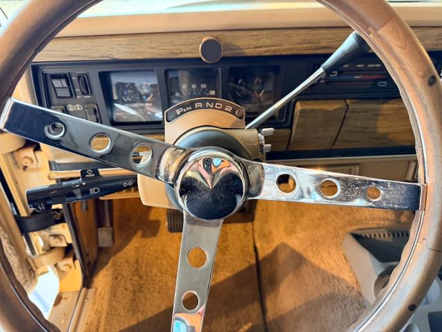 ジープ・グランドワゴニア 　１９９０ｙモデル　エンジンＯＨ済　コラム３速ＡＴ　パートタイム４ＷＤ（59枚目）