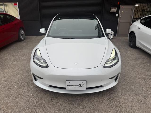 モデル３ ロングレンジ　ＡＷＤ　黒内装　１９インチＡＷ　オートパイロット　ＥＴＣ（3枚目）