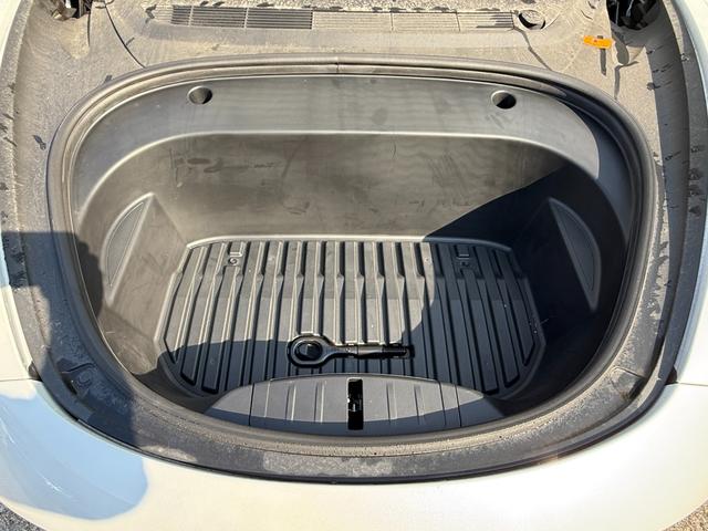 モデル3 スタンダードレンジプラス RWD 白内装 19インチAW オートパイロット ETC ハンドルヒーター(18枚目)