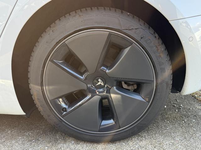 モデル3 スタンダードレンジプラス RWD 白内装 19インチAW オートパイロット ETC ハンドルヒーター(27枚目)