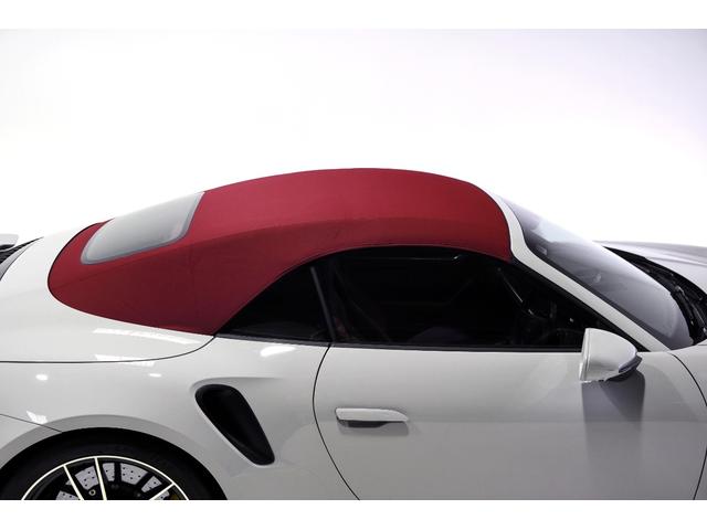 911 911ターボS カブリオレ スポーツエグゾーストシステム LEDマトリックスヘッドライトブラック ヒーター付きGTスポーツステアリングホイール レーンチェンジアシスト ポルシェロゴブラックペイント仕上げ ストレージパッケージ(36枚目)