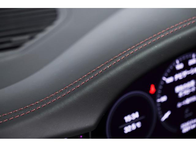 911 911ターボS カブリオレ スポーツエグゾーストシステム LEDマトリックスヘッドライトブラック ヒーター付きGTスポーツステアリングホイール レーンチェンジアシスト ポルシェロゴブラックペイント仕上げ ストレージパッケージ(67枚目)