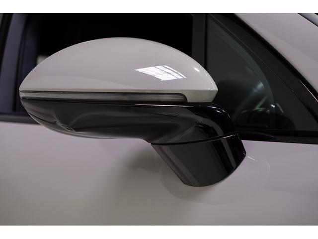 カイエンクーペ カイエンＧＴＳ　クーペ　ＢＯＳＥサラウンドサウンドシステム　ソフトクローズドア　ヘッドアップディスプレイ　ルーフスポイラーハイグロスブラック　シートヒーター　レーンキープアシスト　プライバシーガラス（11枚目）