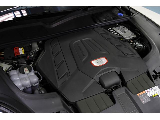 カイエンクーペ カイエンＧＴＳ　クーペ　ＢＯＳＥサラウンドサウンドシステム　ソフトクローズドア　ヘッドアップディスプレイ　ルーフスポイラーハイグロスブラック　シートヒーター　レーンキープアシスト　プライバシーガラス（15枚目）