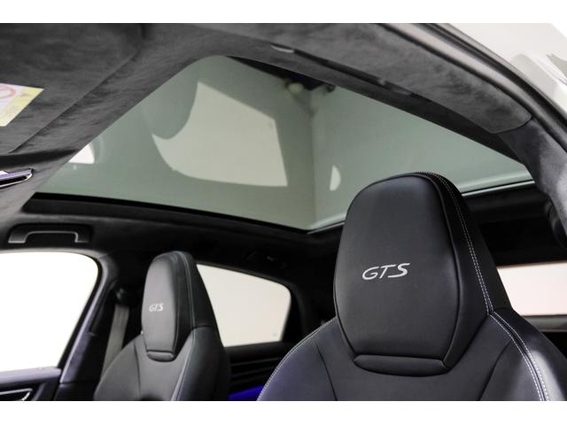 カイエンクーペ カイエンＧＴＳ　クーペ　ＢＯＳＥサラウンドサウンドシステム　ソフトクローズドア　ヘッドアップディスプレイ　ルーフスポイラーハイグロスブラック　シートヒーター　レーンキープアシスト　プライバシーガラス（24枚目）