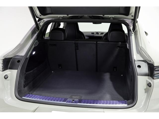 カイエンクーペ カイエンＧＴＳ　クーペ　ＢＯＳＥサラウンドサウンドシステム　ソフトクローズドア　ヘッドアップディスプレイ　ルーフスポイラーハイグロスブラック　シートヒーター　レーンキープアシスト　プライバシーガラス（37枚目）