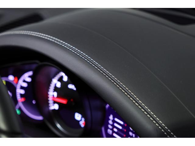 カイエンクーペ カイエンＧＴＳ　クーペ　ＢＯＳＥサラウンドサウンドシステム　ソフトクローズドア　ヘッドアップディスプレイ　ルーフスポイラーハイグロスブラック　シートヒーター　レーンキープアシスト　プライバシーガラス（65枚目）