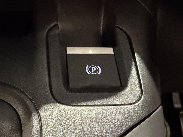 ベルランゴ マックス ブルーHDi XTR ローンチエディション 新車保証継承/LEDヘッドライト/ハンドルヒーター/AAC/アップルカープレイ・アンドロイドオート/アダプティブクルーズコントロール/オートマチックハイビーム/前後クリアランスソナ-/ガラスルーフ(49枚目)