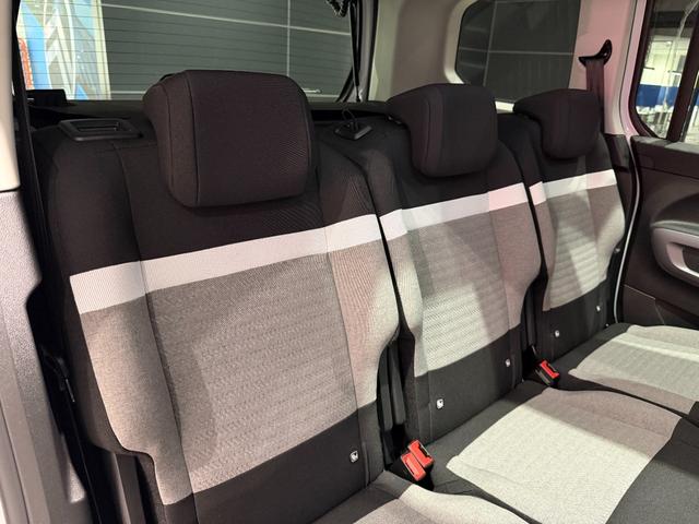 ベルランゴ マックス ブルーHDi XTR ローンチエディション 新車保証継承/LEDヘッドライト/ハンドルヒーター/AAC/アップルカープレイ・アンドロイドオート/アダプティブクルーズコントロール/オートマチックハイビーム/前後クリアランスソナ-/ガラスルーフ(68枚目)