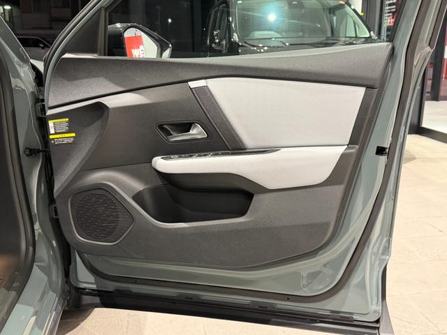 C4 マックス ハイブリッド 新車保証継承/アクティブクルーズコントロール/運転席電動シート/純正ナビ/フロント&バックソナー/インテリジェントハイビーム/カープレイ/アンドロイドオート/アルカンタラ&テップレザー/シートヒーター(51枚目)