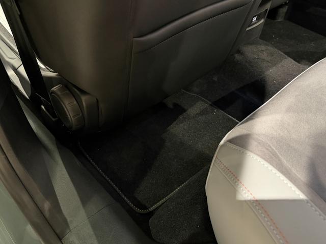 C4 マックス ハイブリッド 新車保証継承/アクティブクルーズコントロール/運転席電動シート/純正ナビ/フロント&バックソナー/インテリジェントハイビーム/カープレイ/アンドロイドオート/アルカンタラ&テップレザー/シートヒーター(53枚目)