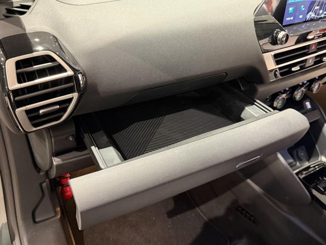 C4 マックス ハイブリッド 新車保証継承/アクティブクルーズコントロール/運転席電動シート/純正ナビ/フロント&バックソナー/インテリジェントハイビーム/カープレイ/アンドロイドオート/アルカンタラ&テップレザー/シートヒーター(55枚目)