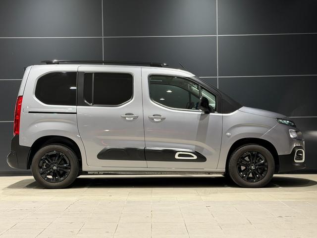 ベルランゴ シャイン　ブルーＨＤｉ　新車保証継承／ガラストップルーフ／ＥＴＣ／ＡＣＣ／ＢＳＭ／バックモニター／サイドモニター／前後コーナーセンサー／アップルカープレイ＆アンドロイドオート／レーンキープアシスト／オートマチックハイビーム（13枚目）