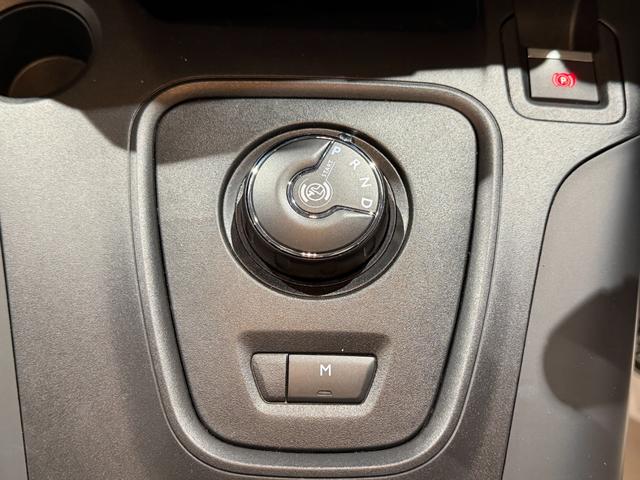 ベルランゴ シャイン　ブルーＨＤｉ　新車保証継承／ガラストップルーフ／ＥＴＣ／ＡＣＣ／ＢＳＭ／バックモニター／サイドモニター／前後コーナーセンサー／アップルカープレイ＆アンドロイドオート／レーンキープアシスト／オートマチックハイビーム（42枚目）