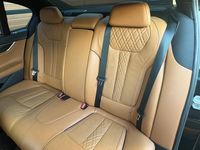 ７シリーズ ７４０ｉ　Ｍスポーツ　車検令和９年７月迄　コニャック革シート　マッサージ　シートヒーター　シートクーラー　サンルーフ　３６０度カメラ　電動トランク　フルセグＴＶ（走行中視聴可能）　ハーマンカードンスピーカー　緊急ブレーキ（37枚目）