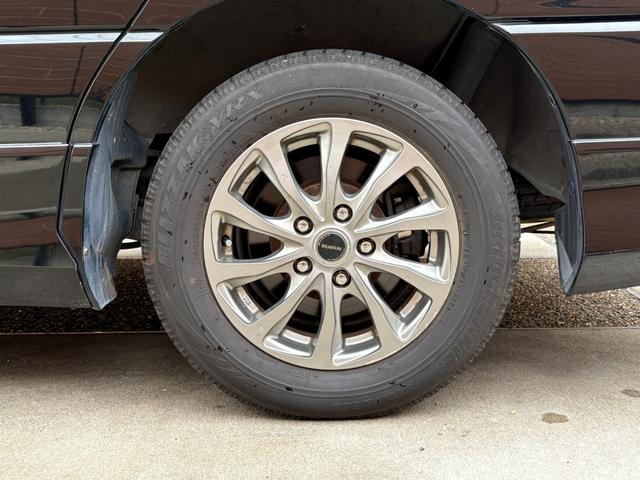 エスティマＬ アエラス　Ｓエディション　ナビスペシャル　車検２年付き　特別仕様車　ドラレコ　整備記録　禁煙車　両側スライドドア　ＣＤ　バックカメラ　前後障害物センサー　ＥＴＣ　社外アルミホイール　純正ホイール付き　ＨＩＤヘッドライト　フォグライト　キーレス（19枚目）