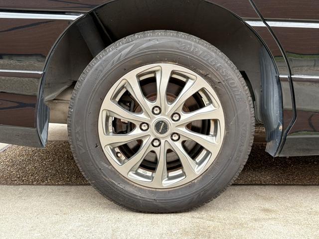 エスティマＬ アエラス　Ｓエディション　ナビスペシャル　車検２年付き　特別仕様車　ドラレコ　整備記録　禁煙車　両側スライドドア　ＣＤ　バックカメラ　前後障害物センサー　ＥＴＣ　社外アルミホイール　純正ホイール付き　ＨＩＤヘッドライト　フォグライト　キーレス（21枚目）