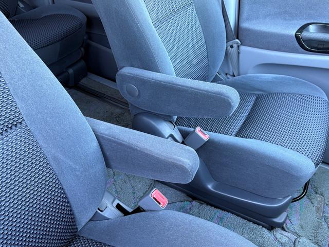 エスティマＬ アエラス　Ｓエディション　ナビスペシャル　車検２年付き　特別仕様車　ドラレコ　整備記録　禁煙車　両側スライドドア　ＣＤ　バックカメラ　前後障害物センサー　ＥＴＣ　社外アルミホイール　純正ホイール付き　ＨＩＤヘッドライト　フォグライト　キーレス（27枚目）