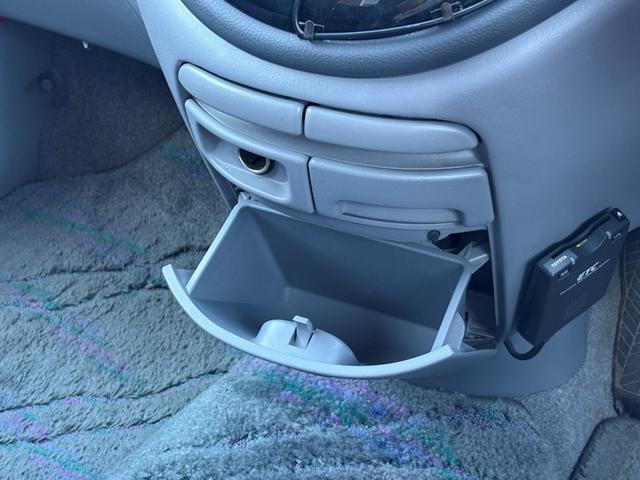 エスティマＬ アエラス　Ｓエディション　ナビスペシャル　車検２年付き　特別仕様車　ドラレコ　整備記録　禁煙車　両側スライドドア　ＣＤ　バックカメラ　前後障害物センサー　ＥＴＣ　社外アルミホイール　純正ホイール付き　ＨＩＤヘッドライト　フォグライト　キーレス（48枚目）