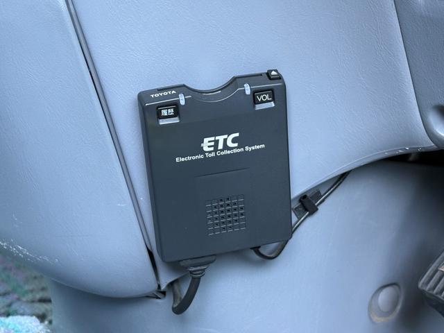 エスティマＬ アエラス　Ｓエディション　ナビスペシャル　車検２年付き　特別仕様車　ドラレコ　整備記録　禁煙車　両側スライドドア　ＣＤ　バックカメラ　前後障害物センサー　ＥＴＣ　社外アルミホイール　純正ホイール付き　ＨＩＤヘッドライト　フォグライト　キーレス（50枚目）