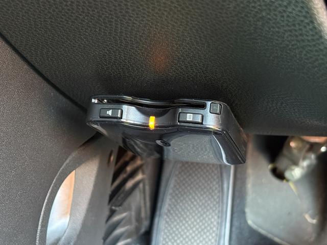 MINI ワン 後期型 車検2年付き 禁煙車 ポータブルナビ 地デジTV(走行中視聴可) CD プライバシーガラス 電動格納ドアミラー ETC フォグライト キーレス スペアキー プッシュスタート 純正アルミホイール(47枚目)