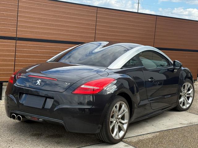 ＲＣＺ ベースグレード　車検２年付き　６速マニュアル　左ハンドル　ターボ　黒革シート　シートヒーター　電動シート　フルセグＴＶ（走行中視聴可）　ＤＶＤ再生　ＵＳＢ　バックカメラ　前後障害物センサー　電動リアウィング　ＥＴＣ（2枚目）