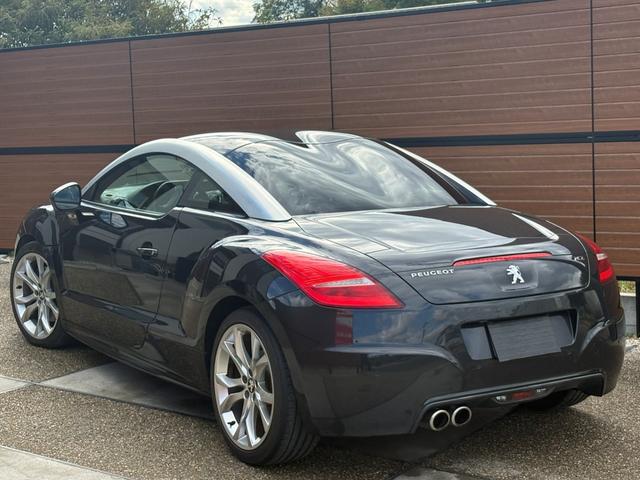 ＲＣＺ ベースグレード　車検２年付き　６速マニュアル　左ハンドル　ターボ　黒革シート　シートヒーター　電動シート　フルセグＴＶ（走行中視聴可）　ＤＶＤ再生　ＵＳＢ　バックカメラ　前後障害物センサー　電動リアウィング　ＥＴＣ（4枚目）