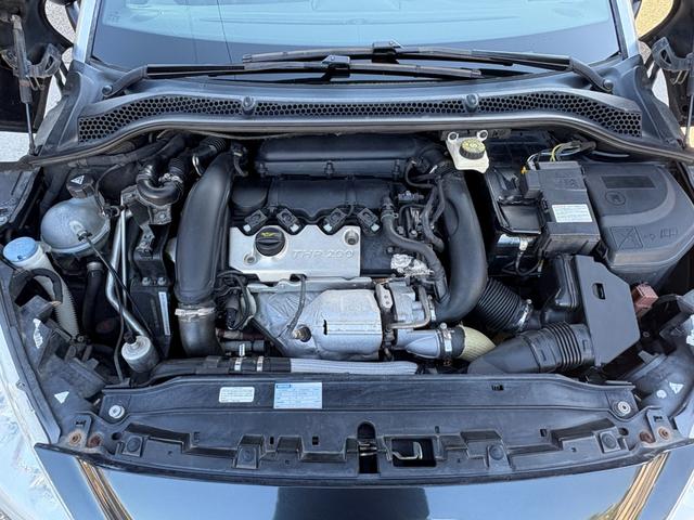 ＲＣＺ ベースグレード　車検２年付き　６速マニュアル　左ハンドル　ターボ　黒革シート　シートヒーター　電動シート　フルセグＴＶ（走行中視聴可）　ＤＶＤ再生　ＵＳＢ　バックカメラ　前後障害物センサー　電動リアウィング　ＥＴＣ（26枚目）