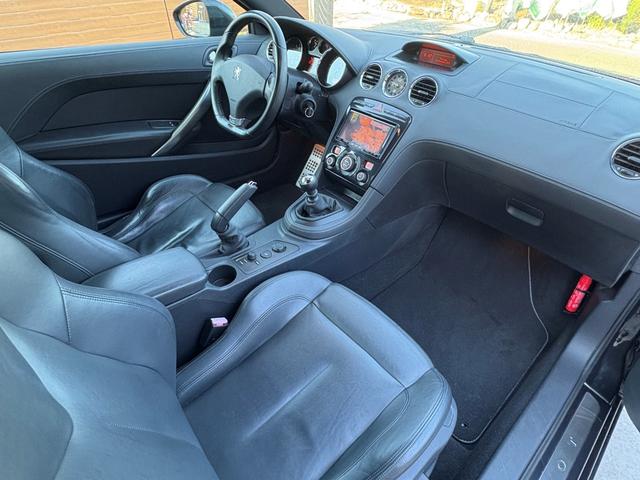 ＲＣＺ ベースグレード　車検２年付き　６速マニュアル　左ハンドル　ターボ　黒革シート　シートヒーター　電動シート　フルセグＴＶ（走行中視聴可）　ＤＶＤ再生　ＵＳＢ　バックカメラ　前後障害物センサー　電動リアウィング　ＥＴＣ（30枚目）