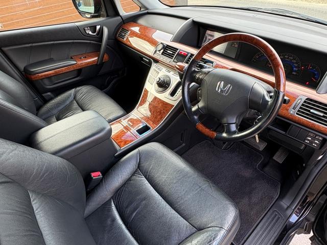 エリシオンプレステージ S HDDナビスペシャルパッケージ 車検2027年3月29日迄 両側電動スライドドア 黒革シート 電動シート シートヒーター バックカメラ 社外18インチアルミホイール HIDヘッドライト フォグライト DVD再生 ETC スペアキー(29枚目)