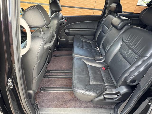 エリシオンプレステージ S HDDナビスペシャルパッケージ 車検2027年3月29日迄 両側電動スライドドア 黒革シート 電動シート シートヒーター バックカメラ 社外18インチアルミホイール HIDヘッドライト フォグライト DVD再生 ETC スペアキー(35枚目)