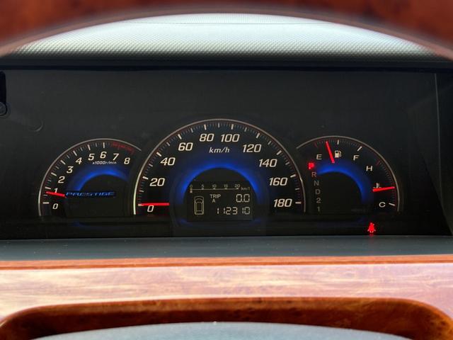 エリシオンプレステージ S HDDナビスペシャルパッケージ 車検2027年3月29日迄 両側電動スライドドア 黒革シート 電動シート シートヒーター バックカメラ 社外18インチアルミホイール HIDヘッドライト フォグライト DVD再生 ETC スペアキー(41枚目)