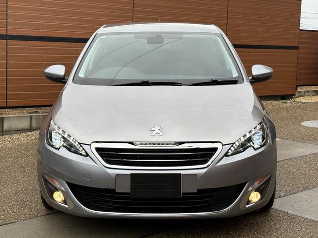 ３０８ アリュール　ブルーＨＤｉ　車検２０２７年９月２８日迄　ディーゼルターボ　ナビ　Ｂｌｕｅｔｏｏｔｈ接続　ＵＳＢ　バックカメラ　前後障害物センサー　ＬＥＤヘッドライト　パドルシフト　クルーズコントロール　スマートキー　ＥＴＣ（6枚目）