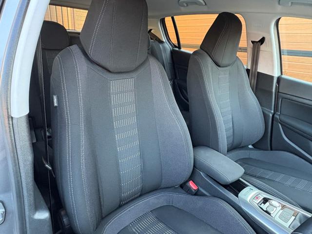 ３０８ アリュール　ブルーＨＤｉ　車検２０２７年９月２８日迄　ディーゼルターボ　ナビ　Ｂｌｕｅｔｏｏｔｈ接続　ＵＳＢ　バックカメラ　前後障害物センサー　ＬＥＤヘッドライト　パドルシフト　クルーズコントロール　スマートキー　ＥＴＣ（24枚目）