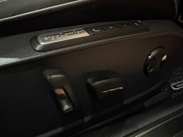 アルテオン ＴＳＩ　４モーション　Ｒラインアドバンス　ラグジュアリーＰＫＧ　パノラマスライディングルーフ　ナパレザーシート　ＨａｒｍａｎＫａｒｄｏｎ　オールインセーフティ　ＡＣＣ　ＤＣＣ　Ｆ／Ｒシートヒーター　禁煙車　純正ナビ　３６０度カメラ　ＨＵＤ（32枚目）