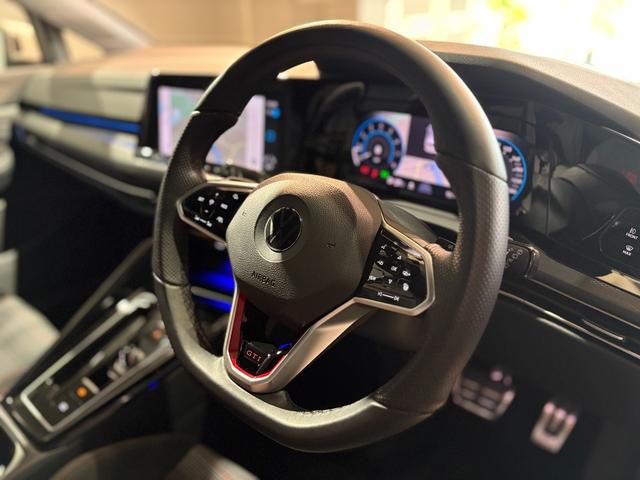 ゴルフGTI ベースグレード DCC・テクノロジーPKG DiscoverProナビTV 禁煙車 アダプティブシャシーコントロール 19AW IQ.LIGHT(LEDマトリクスヘッドライト)バックカメラ 前後ドラレコ HUD(11枚目)