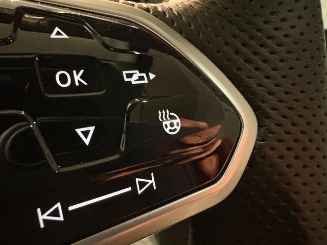 ゴルフGTI ベースグレード DCC・テクノロジーPKG DiscoverProナビTV 禁煙車 アダプティブシャシーコントロール 19AW IQ.LIGHT(LEDマトリクスヘッドライト)バックカメラ 前後ドラレコ HUD(15枚目)