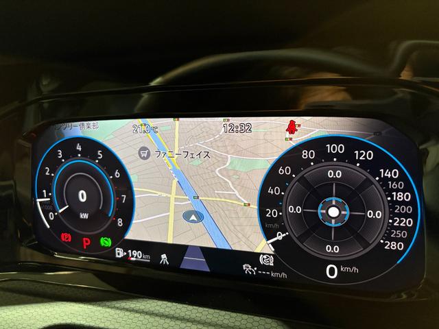 ゴルフGTI ベースグレード DCC・テクノロジーPKG DiscoverProナビTV 禁煙車 アダプティブシャシーコントロール 19AW IQ.LIGHT(LEDマトリクスヘッドライト)バックカメラ 前後ドラレコ HUD(17枚目)