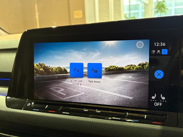 ゴルフGTI ベースグレード DCC・テクノロジーPKG DiscoverProナビTV 禁煙車 アダプティブシャシーコントロール 19AW IQ.LIGHT(LEDマトリクスヘッドライト)バックカメラ 前後ドラレコ HUD(30枚目)