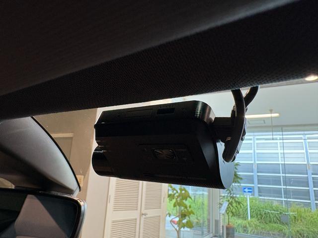 ゴルフGTI ベースグレード DCC・テクノロジーPKG DiscoverProナビTV 禁煙車 アダプティブシャシーコントロール 19AW IQ.LIGHT(LEDマトリクスヘッドライト)バックカメラ 前後ドラレコ HUD(42枚目)