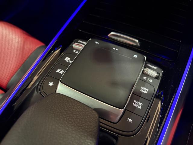 GLAクラス GLA45 S 4マチック+ AMGパフォーマンス・アドバンスドPKG パノラマスライディングルーフ AMG21インチAW 1オーナー 禁煙 HUD 本革AMGパフォーマンスシート シートベンチレーター フットトランクオープナー(35枚目)